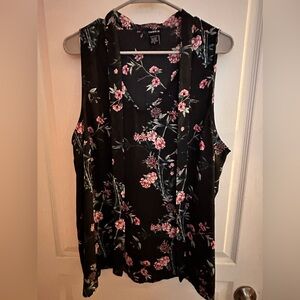 Torrid Floral Print Georgette Tie Neck Blouse Size 0